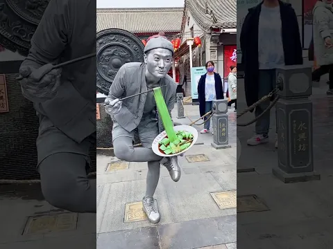 Happy Times with a Sculpture and a Beauty #Funny #cute #funny #respect #love