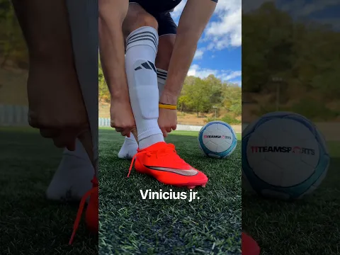 Socks routine Vinicius Junior is here ♥️⚽️ #realmadrid #vinicius #football #howto