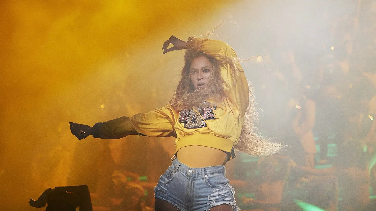 Beyoncé - Diva/Everybody Mad (Homecoming Live)