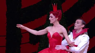 queen of hearts in alices adventures in wonderland