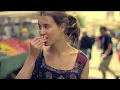 Friendly Fires - "Paris". Aeroplane Remix ft Au Revoir Simone / Tour x París en Español.