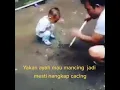 Download Lagu Ayah Lagi Nyari Cacing. Emang Cacingnya Ilang? 😂