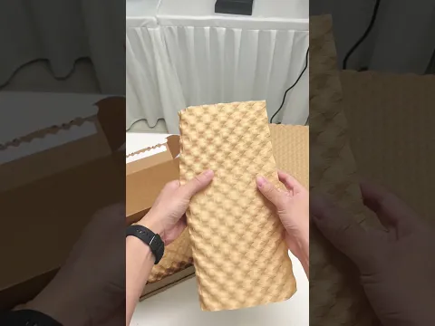 Watch the magic happen—bubbles forming perfectly right before your eyes.Ourpaper bubble machinenever