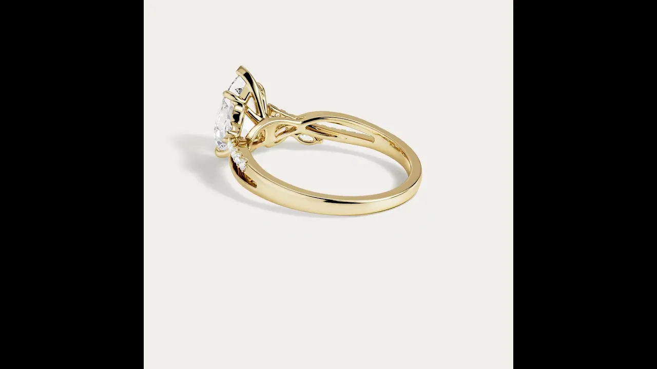 Bette丨Pear Cut Lab Diamond Twisted Vine Engagement Ring