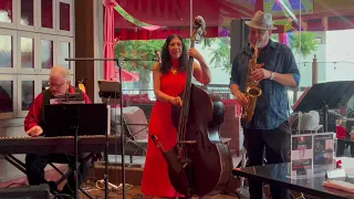 Live Music Dining Drinking desertrose Los Feliz