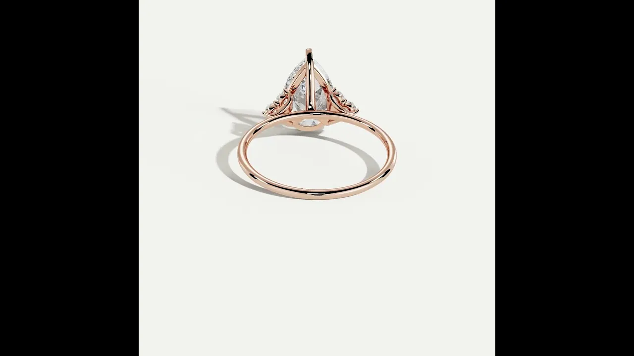 Juliette丨2CT Pear Cut Lab Grown Diamond Cluster Ring with Round Accents in 14K Gold/Platinum
