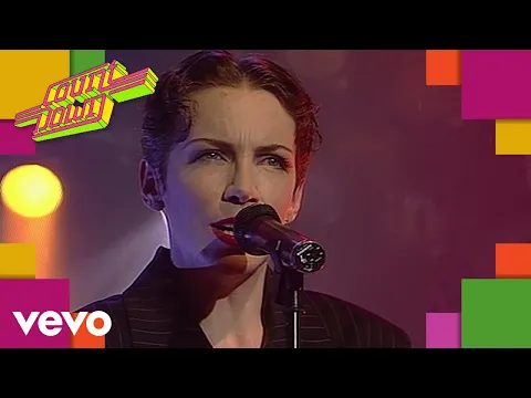 Download MP3 Annie Lennox - Annie Lennox - Why (at Countdown)