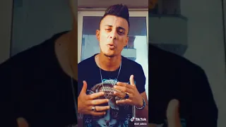 حالة واتس علي قدوره لما موتي عشاني وبقيتي عشقاني 