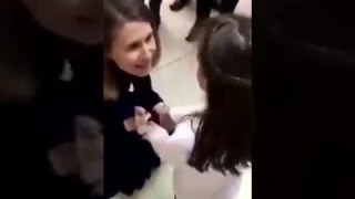 السيدة الأولى أسماء الأسد ملكت قلوب السوريين 