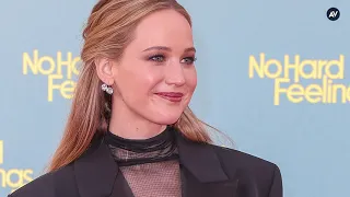 Did Jennifer Lawrence s mom sell her old toilet
