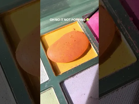 Mixing a purple and yellow droplet 🥰🩷 #oddlysatisfying #satisfying