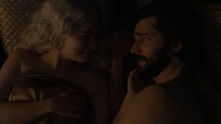 Daenerys Targaryen Daario Naharis Romantic Moment Game Of Thrones 