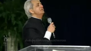 benny hinn sings 