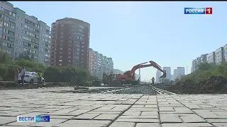 Александр Бурков оценил ремонт дороги по улице Крупской