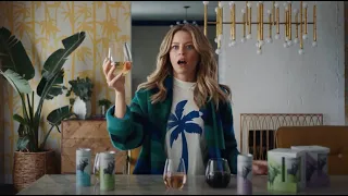 Elizabeth Banks Tries Luxury Wine in a Can Archer Roose