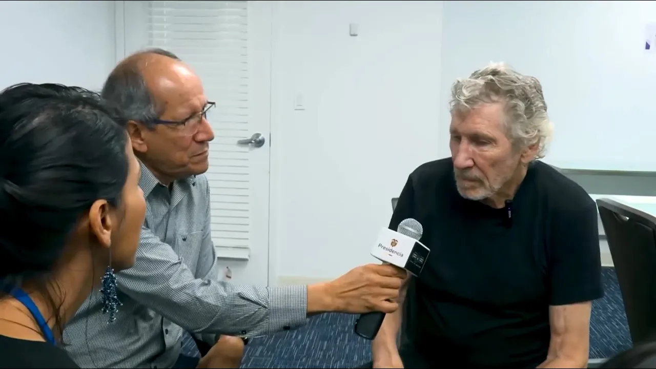 Entrevista Roger Waters activista, músico y cofundador de la banda Pink Floyd sobre el encuentro...