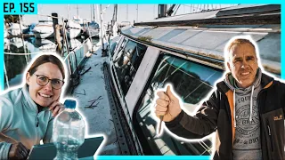 Vom Büro auf’s Boot für 109.000€: eine Traumwohnung auf dem Meer für Meike und Pascal!