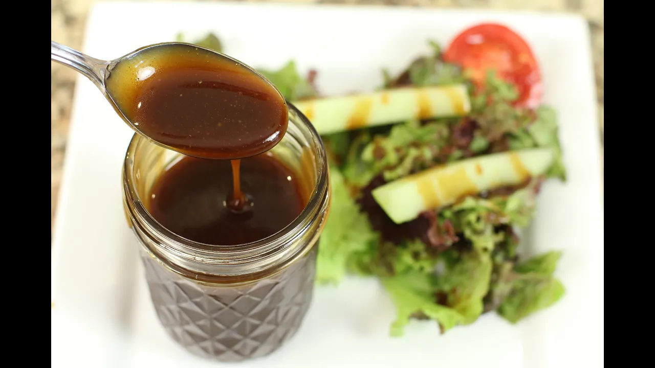 Homemade Balsamic Vinaigrette by Rockin Robin