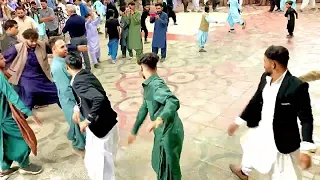 اتن دو هزار نفری بلوچی که  تا حالی ندیده بودی         رقص              آبشاری           هرات  دندنها
