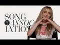 Download Lagu Sabrina Carpenter Sings 'because i liked a boy' \u0026 Frank Ocean in ROUND 2 of Song Association | ELLE