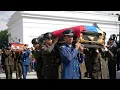 Lagu Venezuela holds mass funeral for soldiers killed in US military operation