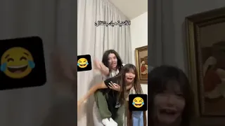 يل خليت دمعي يجري وما حسيت هههههه 