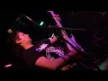 Amyl and The Sniffers Starfire 500