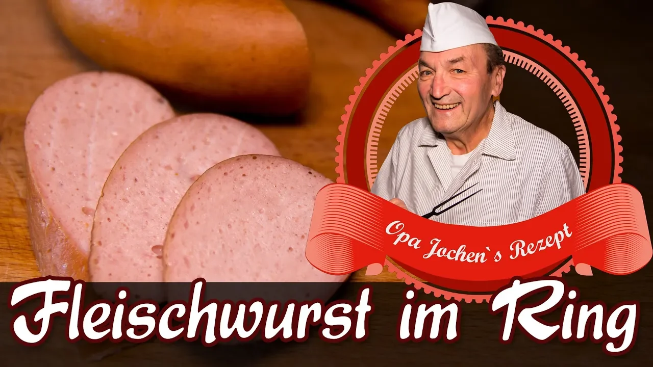 hausgemachtes Wurst Rezept in einer Flasche, Ich stecke Fleisch in eine Flasche und hole eine Wurst