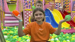 Yasya At The Best Play Center For Children |  New Vlog for Kids