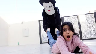 المعلمه الشريرة تخطف لانا      دندنها