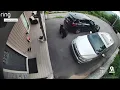 Download Lagu Tri-State family's vacation surprise: Bear breaks into their unlocked car in Gatlinburg