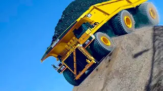 Dangerous Idiots Fastest Truck & Heavy Equipment Fails | Extreme Truck Idiots at Work#2 |Giga Tech
