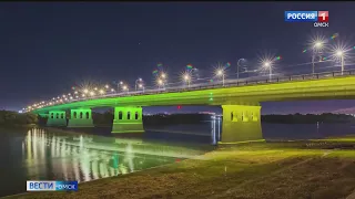 Ленинградский мост впервые подсветили