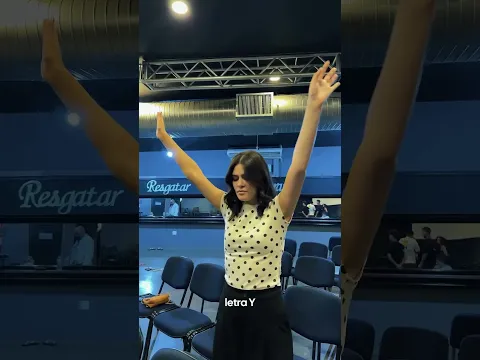 Dependendo da música a pose muda KKK