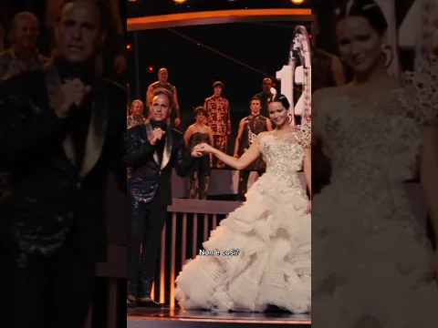 Un momento per ammirare questo vestito | The Hunger Games