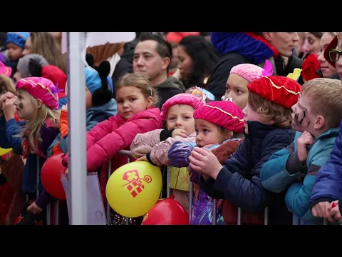 Video Beelden van de drukbezochte Sinterklaasintocht in Ede in 2024, gepubliceerd door streekomroep XON op 20 november 2024.