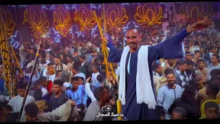 الفنان عبده الثنائي   عامل عظمه بالمزامير دندنها