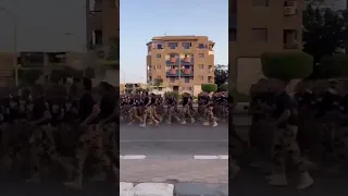 قوات الصاعقة النهاردة اثناء تدريبات الضاحية وسط مدينة العبور بالقليوبية دندنها