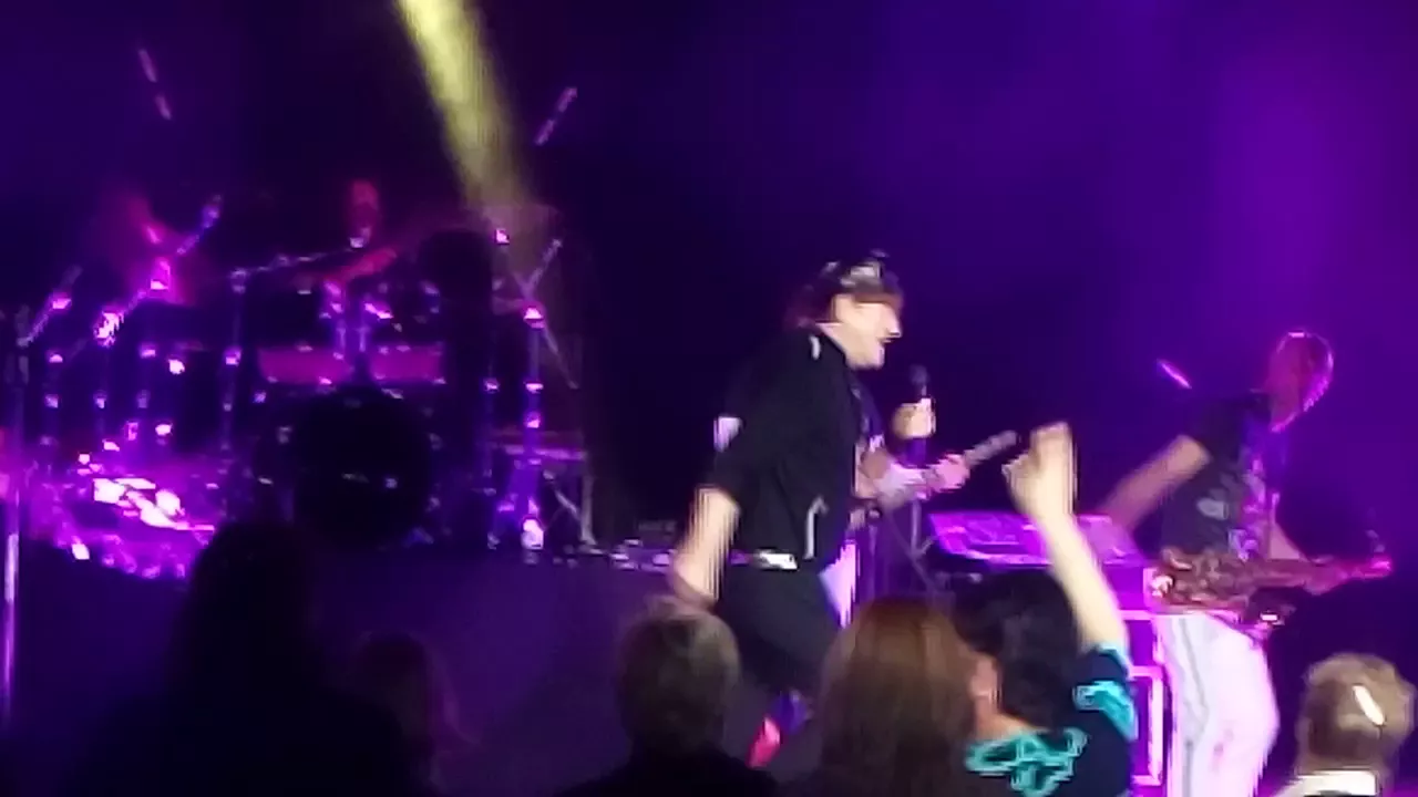 Виктор Королев замок из хрусталя (Ставрополь)