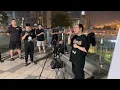 达文西街头翻唱《你不在》网友：他变秃了也变强了！