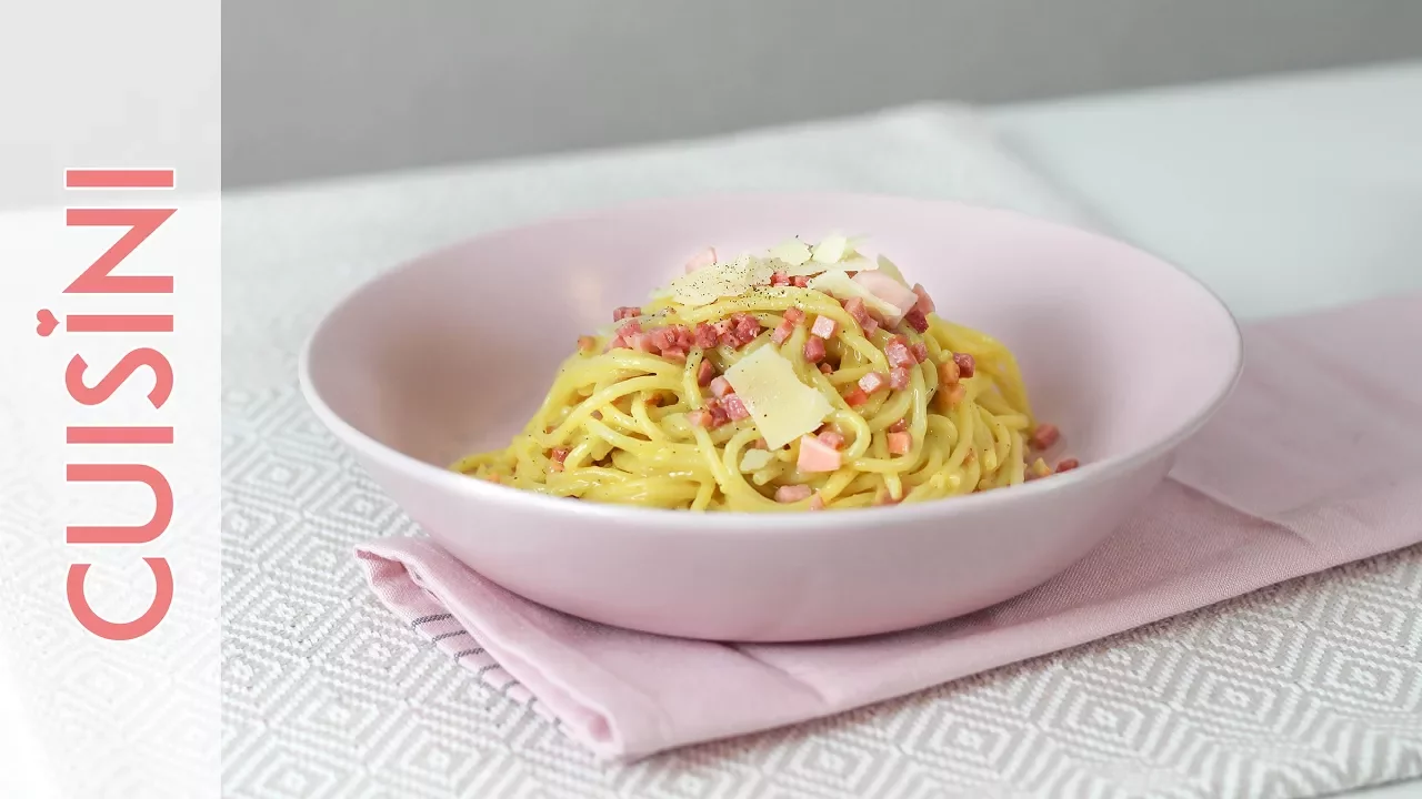 Creamy Carbonara Pasta -  Christmas Recipe. 