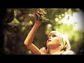 Paramore: Brick By Boring Brick [OFFICIAL VIDEO]
