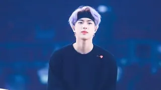 أنت تعذبني بجمالك الوسيم العالمي 