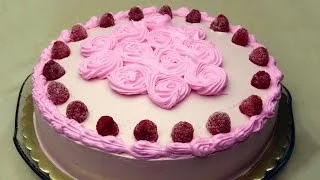 herkese merhabalar. bu gün sizlere kola çilekli pasta tarifi vereceğim. daha fazla video için kanala. 