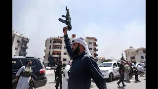 ماذا يحدث الان في السويداء والقبائل العربية تعلن التهدئة وحكمت الهجري يمعن في الخيانة 