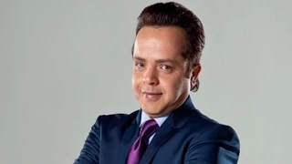 بالصور  ملابس محمد هنيدي في جنازة حسن مصطفى تثير جدلا  دندنها