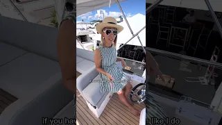 Port & Starboard… What’s your trick?⛵️🛥👇🏼👌🏻