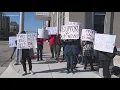 Journalists at Virginian-Pilot Daily Press hold 24-hour walkout and strike Thursday