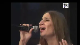 ترنيمة بحبك بهديلك كل قلبي ٠٠ بحبك لـــورا ألبـــازي 