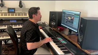 اغنية عبد الحليم فاتت جنبنا الحان الموسيقار محمد عبد الوهاب عزف ولاء اكرم Fatit Genbina 